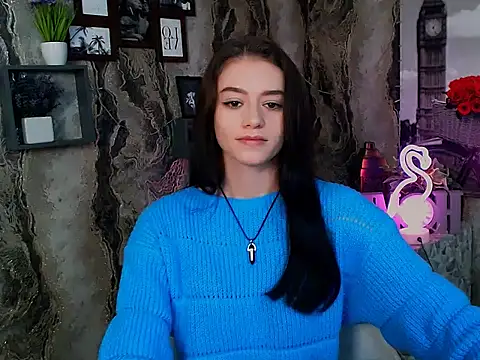 Snapshot of LanaTey chatting on 10-23-25, 01:32 LanaTey online show from 10-23-25, 01:32