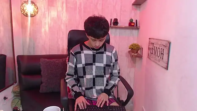 Sam Daves online show from 03-18-25, 05:23