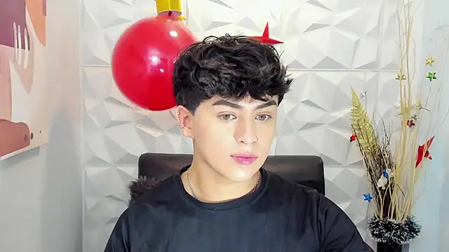 Sam Daves online show from 12-17-25, 01:05