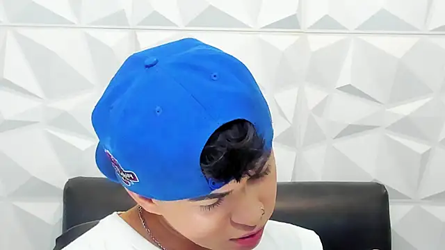 Sam Daves online show from 11-25-25, 02:06