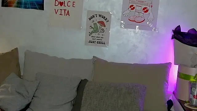 SweetDarling7 online show from 05-08-26, 02:32