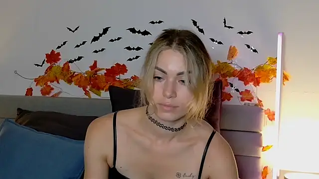 SweetDarling7 online show from 10-29-25, 05:01