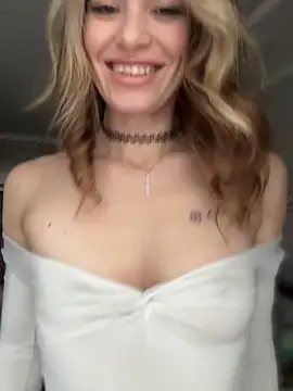 SweetDarling7 online show from 03-06-26, 01:39