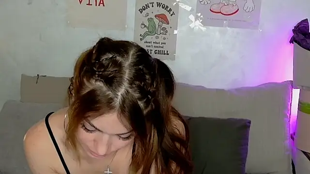 SweetDarling7 online show from 05-02-26, 12:32