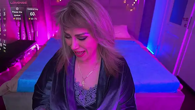 CandyLadyyy online show from 06-04-26, 08:57