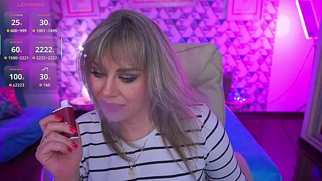 CandyLadyyy online show from 04-13-26, 08:35