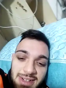 Snapshot of Francescodicristina44 chatting on 02-19-26, 04:59 Francescodicristina44 online show from 02-19-26, 04:59