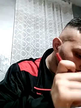 Snapshot of Francescodicristina44 chatting on 02-13-26, 11:05 Francescodicristina44 online show from 02-13-26, 11:05