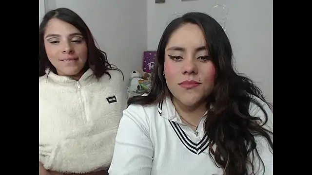 nicky andcamil online show from 10-06-25, 12:56