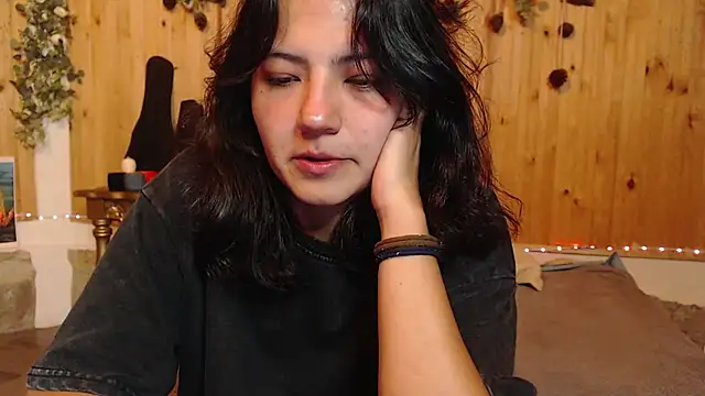 Snapshot of Asaray_T chatting on 06-06-26, 01:22 Asaray T online show from 06-06-26, 01:22