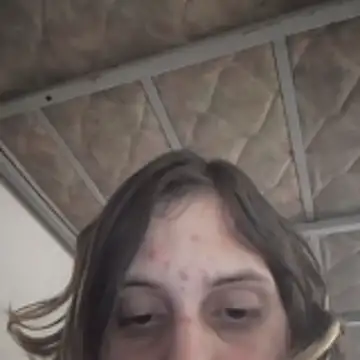 Snapshot of VictoriaLuxe chatting on 04-03-26, 09:32 VictoriaLuxe online show from 04-03-26, 09:32