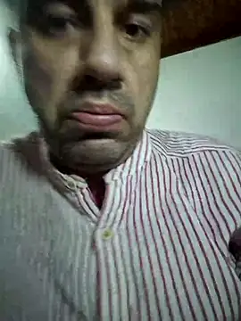 Snapshot of thenaugthyprofesor chatting on 03-18-25, 04:29 thenaugthyprofesor online show from 03-18-25, 04:29