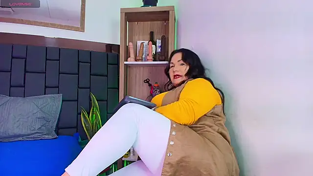 EllenaBoobs  online show from 06-10-26, 03:30