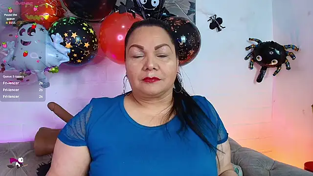 EllenaBoobs  online show from 10-28-25, 06:12