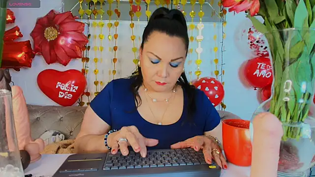 EllenaBoobs  online show from 09-19-25, 05:33