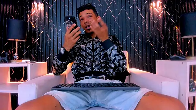 Gregory Sforza online show from 02-11-26, 08:09