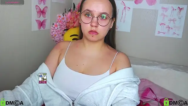 Lilysweet13 online show from 10-08-25, 12:07