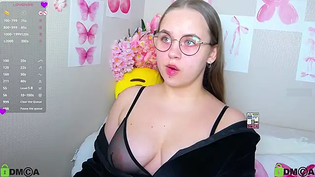 Lilysweet13 online show from 09-18-25, 07:22