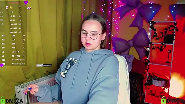 Lilysweet13 online show from 04-23-26, 04:08