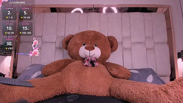 Daia Ortiz online show from 10-19-25, 08:11