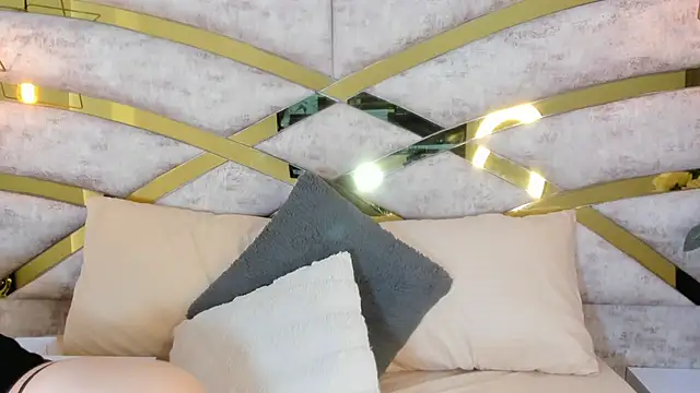 Sofiia Rossee  online show from 02-12-26, 07:57