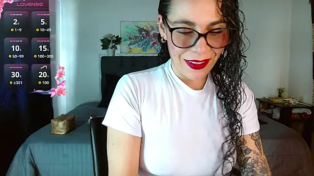 mia velvet1 online show from 09-24-25, 02:45