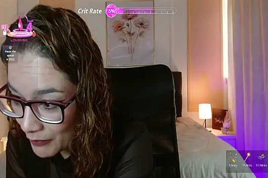 Snapshot of Rose_Thompson1 chatting on 07-08-26, 01:34 Rose Thompson1 online show from 07-08-26, 01:34