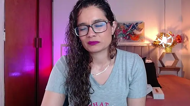 Rose Thompson1 online show from 10-02-25, 01:36