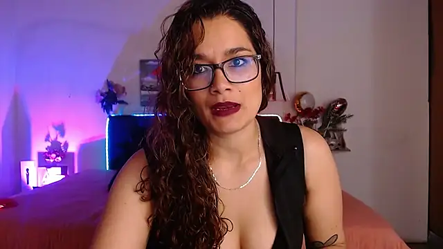 Rose Thompson1 online show from 10-17-25, 01:57