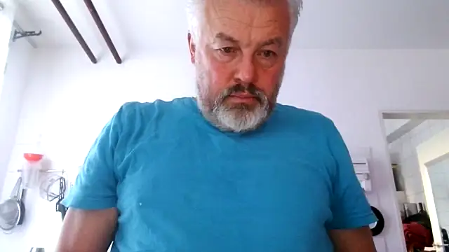 Berg Boy online show from 11-22-25, 08:02