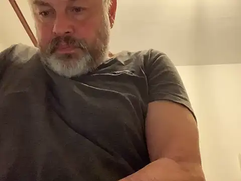 Berg Boy online show from 11-04-25, 05:33