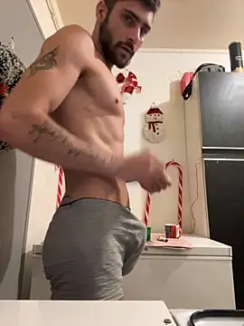 Hugo34bg online show from 11-18-25, 02:27