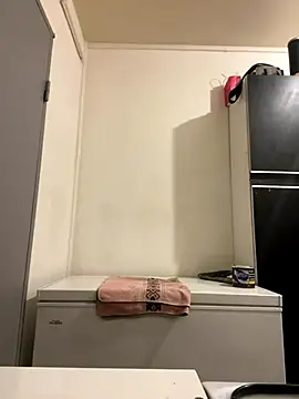 Hugo34bg online show from 10-30-25, 02:32