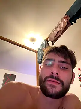 Hugo34bg online show from 11-18-25, 05:49