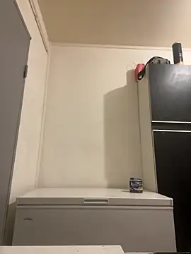 Hugo34bg online show from 10-29-25, 02:32