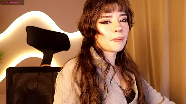 Miyuki wolf online show from 03-04-26, 08:38