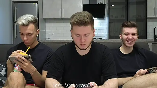 boys sobolisha online show from 10-21-25, 01:43