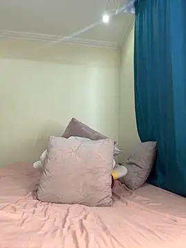 Ivelleee  online show from 09-08-25, 10:53