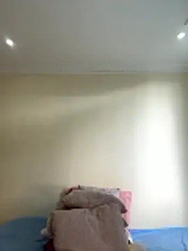 Ivelleee  online show from 01-05-26, 08:01