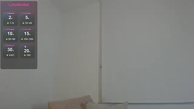 Snapshot of Ivelleee_ chatting on 07-15-26, 11:12 Ivelleee online show from 07-15-26, 11:12