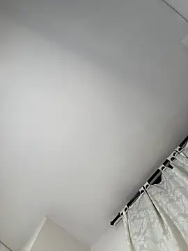 Ivelleee  online show from 03-21-26, 12:45