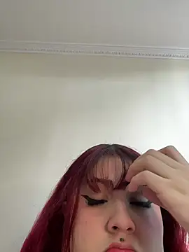 Ivelleee  online show from 01-15-26, 04:54