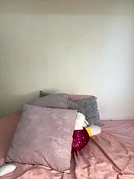 Ivelleee  online show from 11-12-25, 09:07