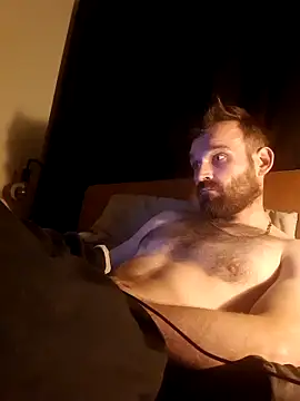 Snapshot of LKC94 chatting on 09-12-25, 02:23 LKC94 online show from 09-12-25, 02:23