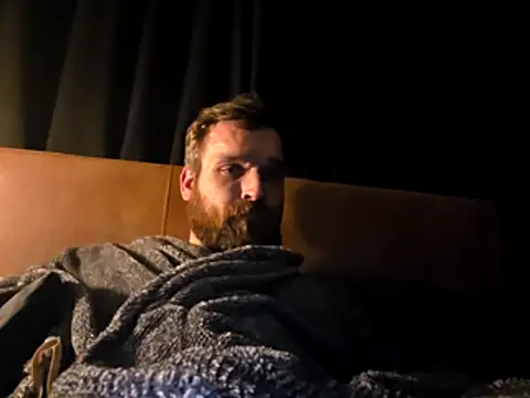 Snapshot of LKC94 chatting on 11-01-25, 06:19 LKC94 online show from 11-01-25, 06:19