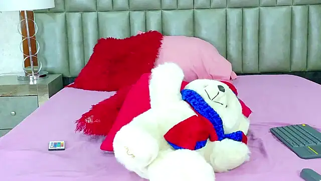 CamilaJohnston online show from 09-14-25, 01:33