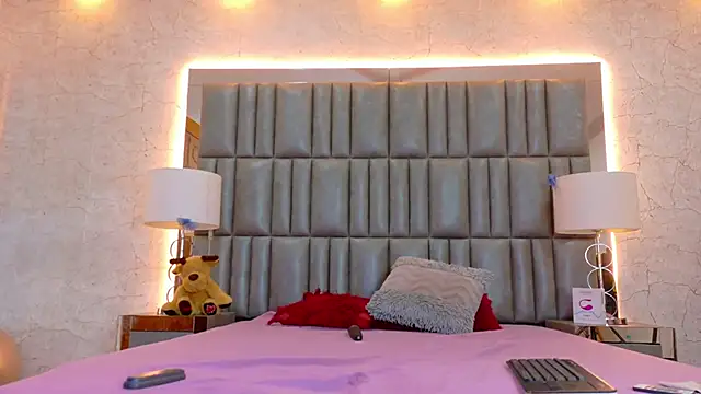 CamilaJohnston online show from 01-10-26, 08:59