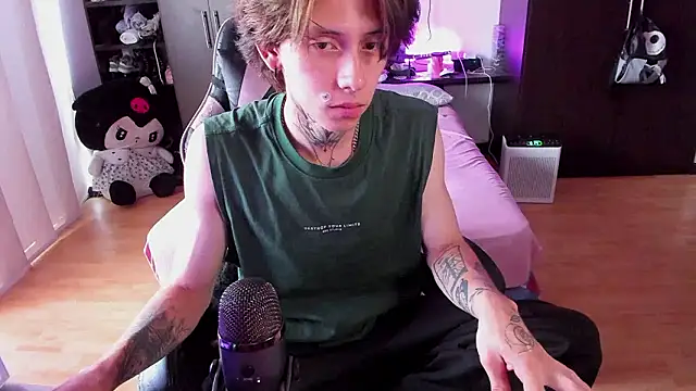 xIce Boy online show from 03-06-26, 02:23