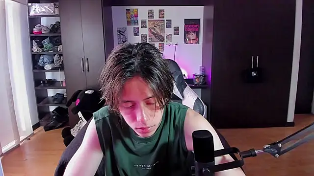 xIce Boy online show from 03-28-26, 04:52