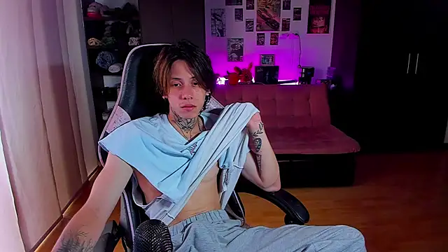 xIce Boy online show from 04-26-26, 08:50